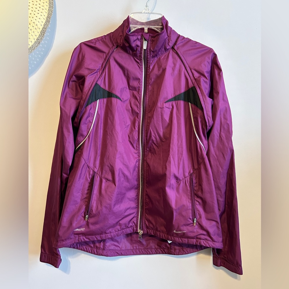 Nike Fit Storm Convertible Jacket Windbreaker womens Size L Purple Zip Up Vented